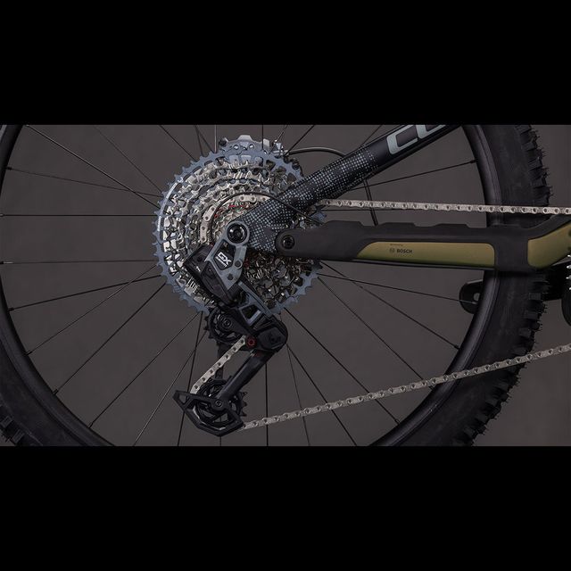 CUBE Stereo Hybrid ONE44 HPC TM 800 sähköpyörä CUBE Stereo Hybrid ONE44 HPC TM 800 sähköpyörä